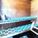 Mummola Kahden Makuuhuoneen Laehellae Jokea Simpele