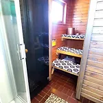 Mummola Kahden Makuuhuoneen Laehellae Jokea * Simpele
