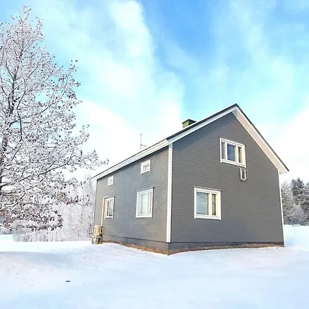 Apartment Mummola Kahden Makuuhuoneen Laehellae Jokea Simpele