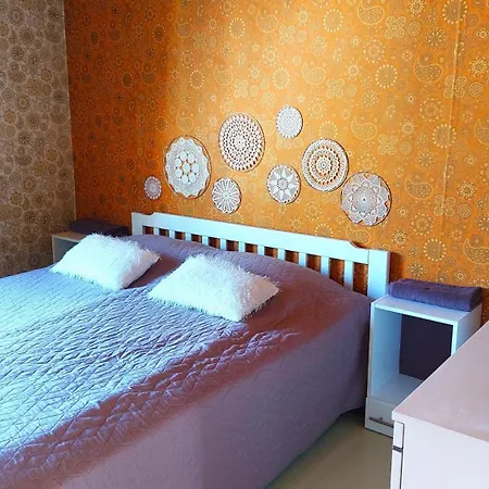 Apartment Mummola Kahden Makuuhuoneen Laehellae Jokea Simpele